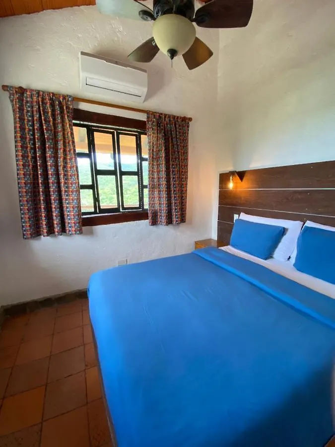 Hotel Beyonda El Curval